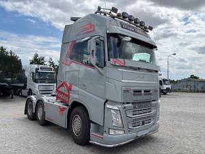 Camión Tractor Volvo FH540 USADO de 2017, 6X2, Diésel, Euro 6, Automático, 450HP+, Capacidad de Carga de 40T, Volante a la Izquierda, Nuevo para Transporte Logístico - Product Image 5