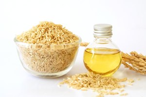 100% Aceite portador de salvado de arroz puro Aceite portador de salvado de arroz al por mayor Aceite portador de salvado de arroz natural y puro - Product Image 4