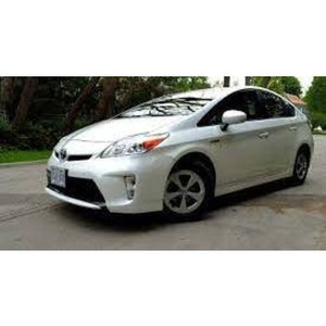 2015สำหรับ Toyota Prius จีน SUV เบาะหนังกล้องหลังอัตโนมัติกล่องเกียร์อัตโนมัติตัวเลือกเชื้อเพลิงไฮบริดพวงมาลัยซ้าย - Product Image 1