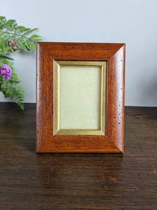 Compre un marco de fotos de madera hecho a mano para la decoración de la sala de estar con un diseño vintage de estilo rústico para fotos familiares. - Product Image 6
