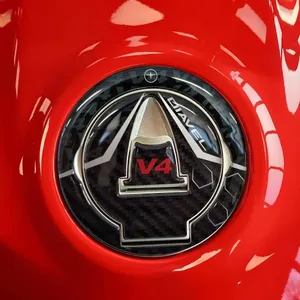 Adesivi 3D in Resina per Tappo Serbatoio Moto Ducati Diavel V4 2023, Compatibili con Decorazioni Logo per Casco - Product Image 1