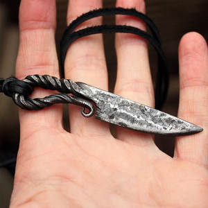 Colgantes de cuchillo de acero al carbono hechos a medida más vendidos, precio al por mayor, dijes de joyería de acero inoxidable y piedra - Product Image 5