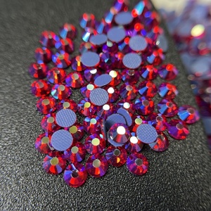 China Factory Siam <span class=keywords><strong>AB</strong></span> Crystal Hotfix Rhinestones SS20/5mm Flatback Rhinestones para ropa zapatos artesanías - Product Image 2