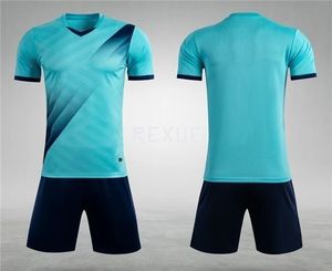 Conjunto de Camiseta de Fútbol con Diseño Personalizado de Primera Calidad, Uniforme de Fútbol con Logotipo del Equipo Personalizado, Tela de Malla 100% Poliéster, Cuello en V, 3/4 - Product Image 3
