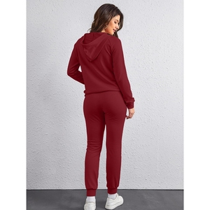 Dernière conception de vêtements de sport Vêtements de fitness Ensemble deux pièces à séchage rapide Prix bon marché Couleur personnalisée Survêtement respirant à vendre - Product Image 4