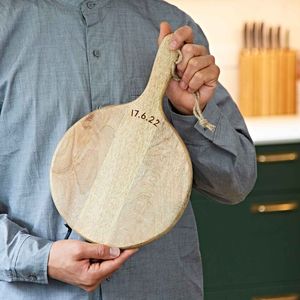 Tabla de cortar de madera redonda para el hogar o el restaurante, tabla de quesos de cocina y bloques de cortar usados - Product Image 3