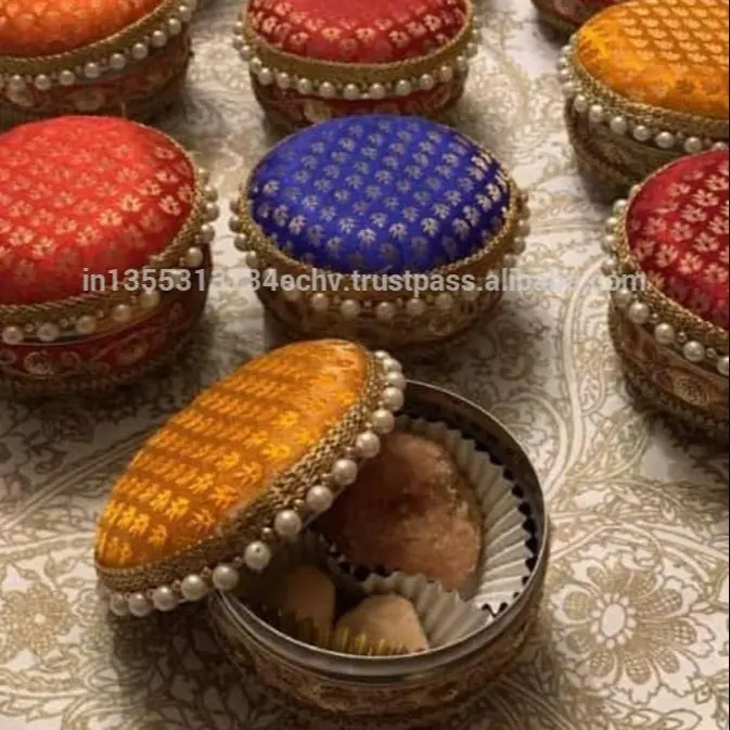 Kotak Penyimpanan Motif Pernikahan, Kotak Perhiasan Renda dengan Dekorasi Kotak Manis Bentuk Bulat Yang Indah untuk Pernikahan dan Penggunaan Diwali