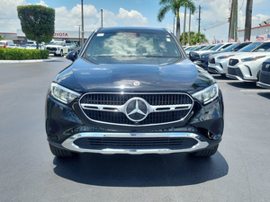 รถ SUV มือสอง GLC 300 4MATIC ปี 2025 สภาพดีเยี่ยม เกียร์อัตโนมัติ เบาะหนัง หลังคาซันรูฟ - Product Image 6