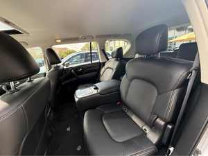 Infiniti QX80 LUXE 2020, Vehículo Utilitario Deportivo, Bien Cuidado y Limpio - Product Image 5