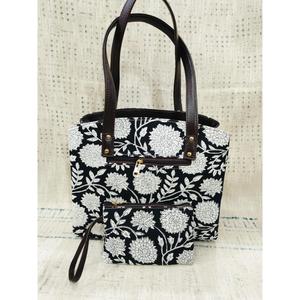 Bolso de Mano de Algodón Estampado para Mujer, Marca Jaipuri, con Cierre de Cremallera, Resistente al Agua y Económico para Uso Diario Durante el Verano - Product Image 1