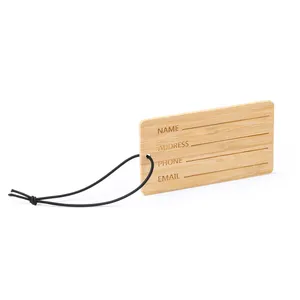 Etiqueta de Equipaje Personalizada de Bambú Dione, Porta Identificaciones y Accesorio Personalizable - Product Image 1