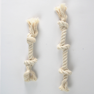 ของเล่นเชือกฝ้ายแบบคลาสสิกสามปมสำหรับสุนัข ออกแบบมาเพื่อการดูแลสุขภาพฟันและการฝึกเล่น ทนทาน เป็นมิตรกับสิ่งแวดล้อม ผลิตในเวียดนาม - Product Image 4