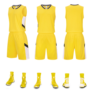 Uniformes de Baloncesto de Alta Calidad 100% Poliéster, Diseño Personalizado, Transpirables y Cómodos, Uniformes Deportivos de Baloncesto en Oferta - Product Image 4