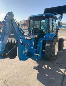 Tractor utilitario compacto original LS MT232HEC de 32 HP y 4x4 con cargador y retroexcavadora, precio de fábrica, en venta. - Product Image 2