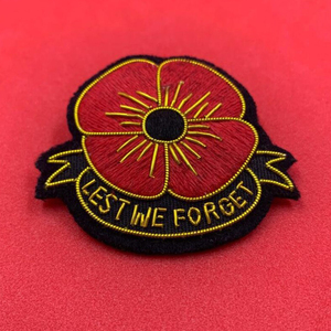 Badges brodés faits à la main, sur mesure, en fil de bullion, patchs en tissu sergé, vente en gros pour uniformes, badges brodés à la main avec des fleurs - Product Image 1