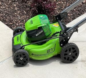 Cortacésped de alta eficiencia con control remoto de ancho de corte de 90 centímetros - Product Image 1