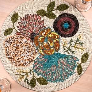 Posavasos Bohemios Vintage con Forma de Flor, Hechos a Mano, 36x36cm, Ecológicos, con Reverso de Satén, Versátiles para Mesa de Comedor y Cocina - Product Image 1