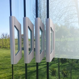 Manijas Modernas de Aluminio para Puertas Corredizas de Vidrio Templado de 10 mm para Terrazas y Jardines en Alemania - Product Image 3