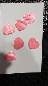 เปลือกหอยหัวใจสีชมพูธรรมชาติพร้อมรูเจาะเหมาะสำหรับใช้เป็นจี้และเครื่องแต่งกายสำหรับขายต่อ - Product Image 2