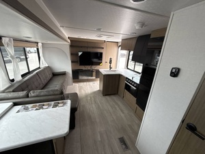 Nouvelle caravane de camping F-o-r-e-s-t R-i-v-e-r Wildwood 31KQBTS 2025 prête à être expédiée - Product Image 6