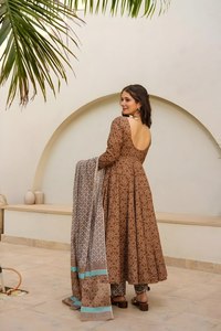 Presentamos el Nuevo Conjunto Kurta-Plazzo de Chanderi de Alta Calidad, Completamente Cosido, con Hermosa Blusa Bordada, Salwar de Chanderi para Fiesta - Product Image 2