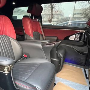 MPV de Lujo 2024 Edición Master, Van Familiar/Empresarial Usada, Suministro de Japón, Asientos de Cuero, Techo Panorámico, Cámara Trasera Automática de 360° - Product Image 5