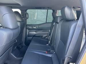 Toyota Land Cruiser 2024 Seminuevo, Limpio, con Turbo Intercooler, Gasolina/Eléctrico - Product Image 6