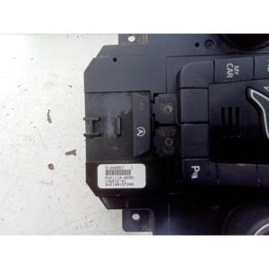 คอนโซลกลางพร้อมระบบควบคุมอุณหภูมิและวิทยุ VOLVO V40 ซีรีส์ 31346951 D 5204 T6 ดีเซล 2000 (12>15) - Product Image 4