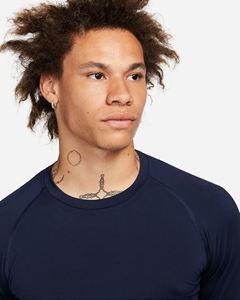 Camisetas de gimnasio con logotipo personalizado para hombre, cuello redondo, ajuste muscular, ropa de culturismo, 260 gramos, estambre de poliéster/algodón, venta al por mayor - Product Image 5