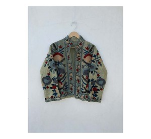 Suzani chaqueta de mujer bordada, chaqueta Kantha Floral, Kantha Vintage chaquetas hechas a mano abrigo, chaquetas kimono de diseñador para niña - Product Image 1