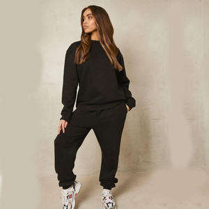 Qualité supérieure 300 GSM Fleece Femmes Noir Couleur Blank Crewneck Sweat Avec Logo Personnalisé Et Design - Product Image 5