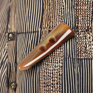 กระดุมหัวเข็มขัดทำมือจากเขาควาย ขนาด 30 มม. 50 มม. 2 รู รุ่นใหม่ ขายดี เป็นมิตรกับสิ่งแวดล้อม โดย Saniya Handicraft - Product Image 1