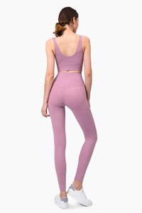 Venta al por mayor de ropa de fitness para mujer, kit de ropa de gimnasio, traje de sudor, pantalones de realce de glúteos para mujer, chaqueta de manga larga con cremallera, conjuntos de Yoga de 4 piezas - Product Image 3