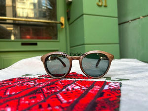 แว่นตาไม้ทำด้วยมือเป็นมิตรกับสิ่งแวดล้อมแว่นกันแดดที่ยั่งยืนสำหรับวัยรุ่นชายและหญิงน้ำหนักเบาลายทางคุณภาพระดับพรีเมียมคนรักธรรมชาติ - Product Image 2