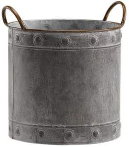 Jardinière rustique galvanisée de style antique avec forme conique et finition en zinc naturel conçue pour les entrées et les événements de ferme - Product Image 6