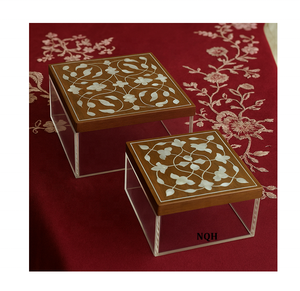 Ensemble de 3 pots de rangement carrés en acrylique Ramadan 2026 avec couvercles en bois et incrustations de nacre, faits à la main, hermétiques pour aliments secs - Product Image 3
