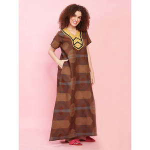 Bata de Baño para Mujer 100% Algodón Supersuave, Camisón Bordado con Cierre de Cordón y Bolsillo, la Más Cómoda, Suministro ODM - Product Image 1