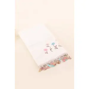 Ensemble de 6 serviettes à main brodées florales Bella Home 50x90, en polaire corail doux et technique jacquard en polyester, pour enfants - Product Image 1