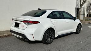 Toyota Corolla SE 2021 2022, Motor 2.0L I-4 DOHC de 16 Válvulas, Automático, Sedán de 5 Asientos - Product Image 2