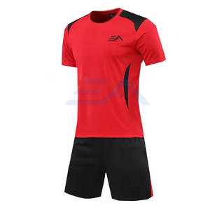 Uniforme de Fútbol para Entrenamiento, Servicio OEM, Nuevo Diseño, Alta Calidad, 100% Poliéster, Secado Rápido, Manga Corta, para Hombre Adulto, Precio Bajo - Product Image 1