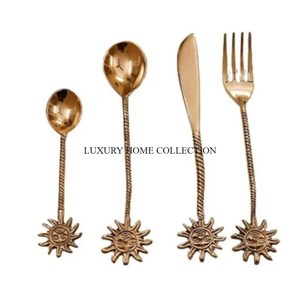 Ensemble de couverts en métal luxueux avec design ergonomique et construction en acier inoxydable de haute qualité, parfait pour les repas formels - Product Image 5