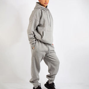 Ensemble de survêtement à capuche gris surdimensionné pour femmes, confortable, décontracté, pour l'hiver, à porter à la maison, en voyage, style urbain, respirant, uni, deux pièces - Product Image 3