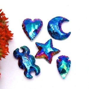 Pointe de flèche en agate naturelle facile à utiliser de meilleure qualité, fabriquée à la main pour la fabrication de bijoux, artisanat décoratif en cristal de guérison à bas prix - Product Image 1