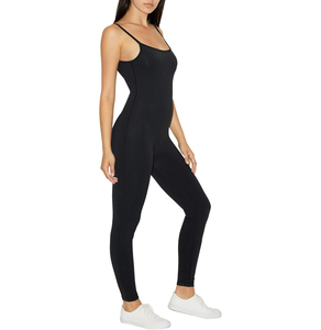 Venta al por mayor de cintura alta transpirable de secado rápido extraíble forrado Copa almohadillas piel amigable espalda cruzada estilo mujeres gimnasio Fitness mono conjunto - Product Image 5