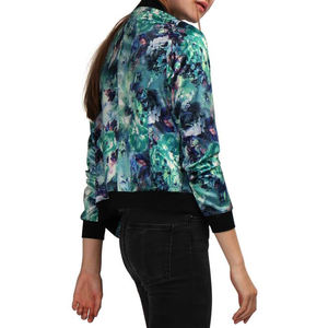 Elegante chaqueta bomber para mujer hecha con materiales de alta calidad ideal para ropa casual chaqueta bomber para mujer con diseño moderno - Product Image 3
