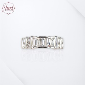 Anillo de Diamantes Naturales de Corte Brillante Redondo y Baguette, Estilo Banda, Oro Blanco Sólido de 18K, Color F-G, Claridad VS2-SI1, para Mujer, Sheri Jewels - Product Image 1