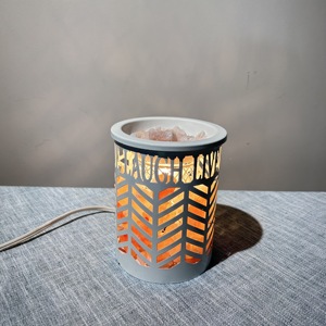 Lámpara de Sal del Himalaya Natural en Forma de Concha Marina, Decoración para el Hogar, Luz Nocturna Suave y Dulce, Diseño Geométrico Tallado, Estilo Europeo - Product Image 1