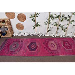 Alfombra Vintage Herki de 2.9x10.1 pies, Alfombra Turca de Lana con Diseño Floral Rosa - Product Image 3