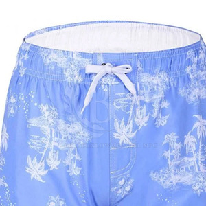 Pantalones cortos informales con cintura elástica y estampado liso de verano con logotipo personalizado, transpirables, de algodón y poliéster, hechos con sublimación, con logotipo personalizado teñido liso - Product Image 6