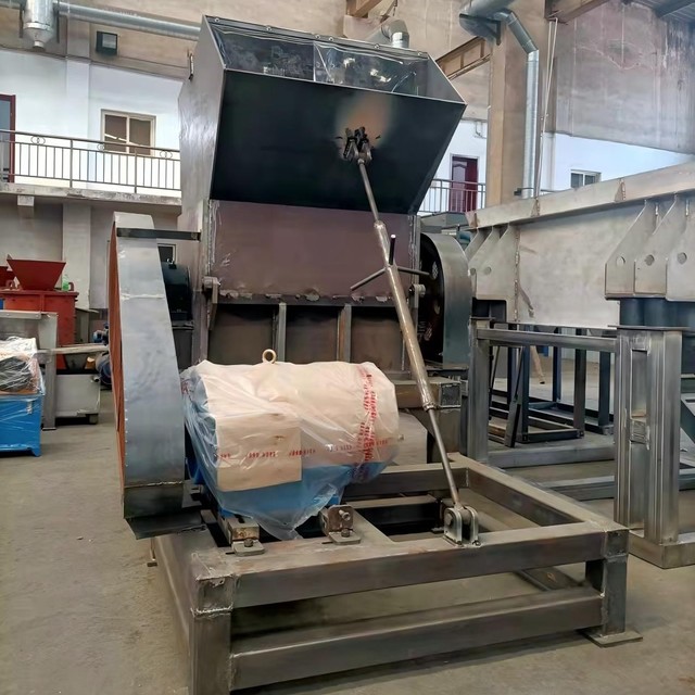 High Efficiency Used Lead Acid Battery Crushing and Separating Production Line